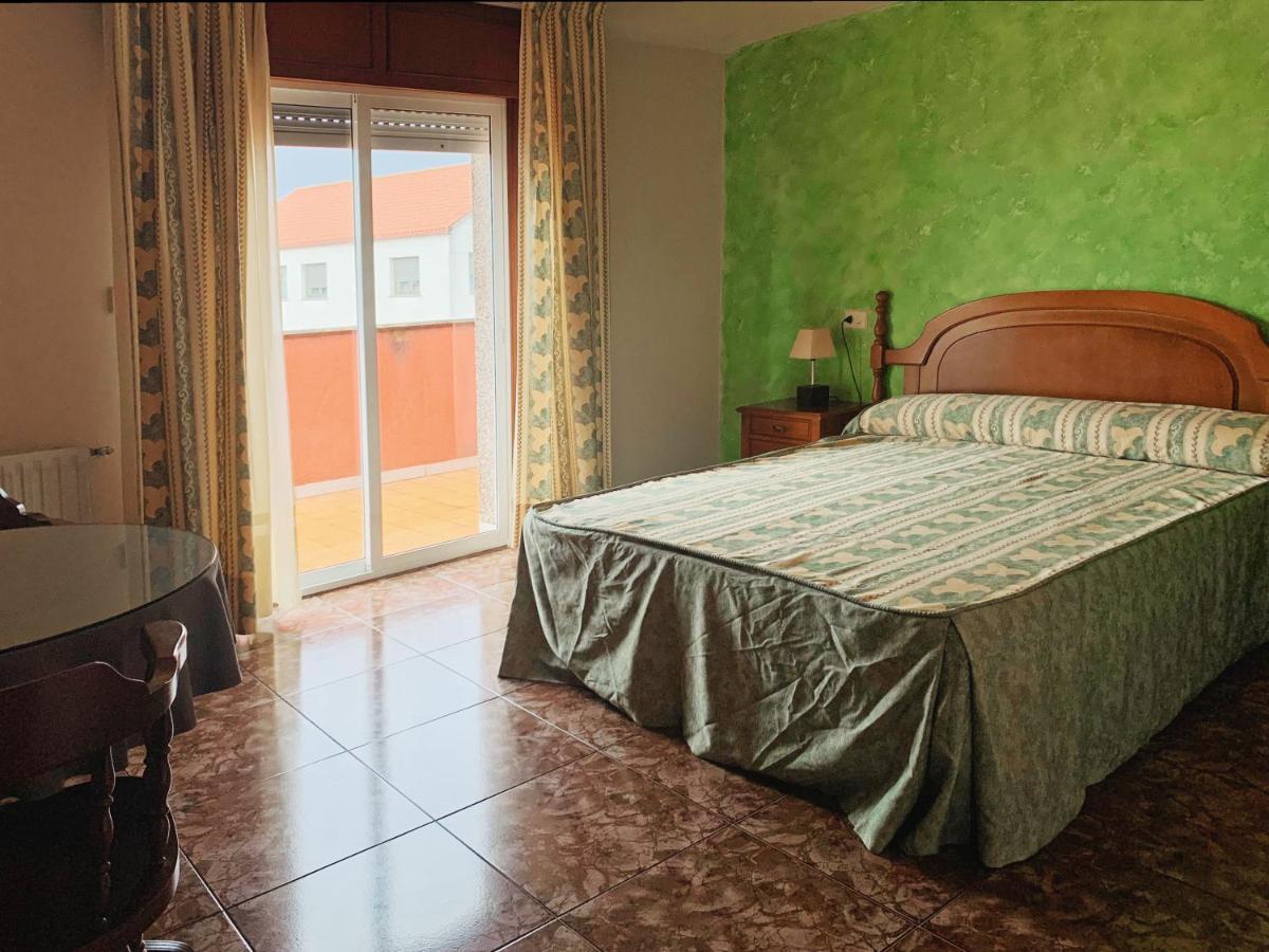Hostal Las Vegas Cangas do Morrazo Bagian luar foto